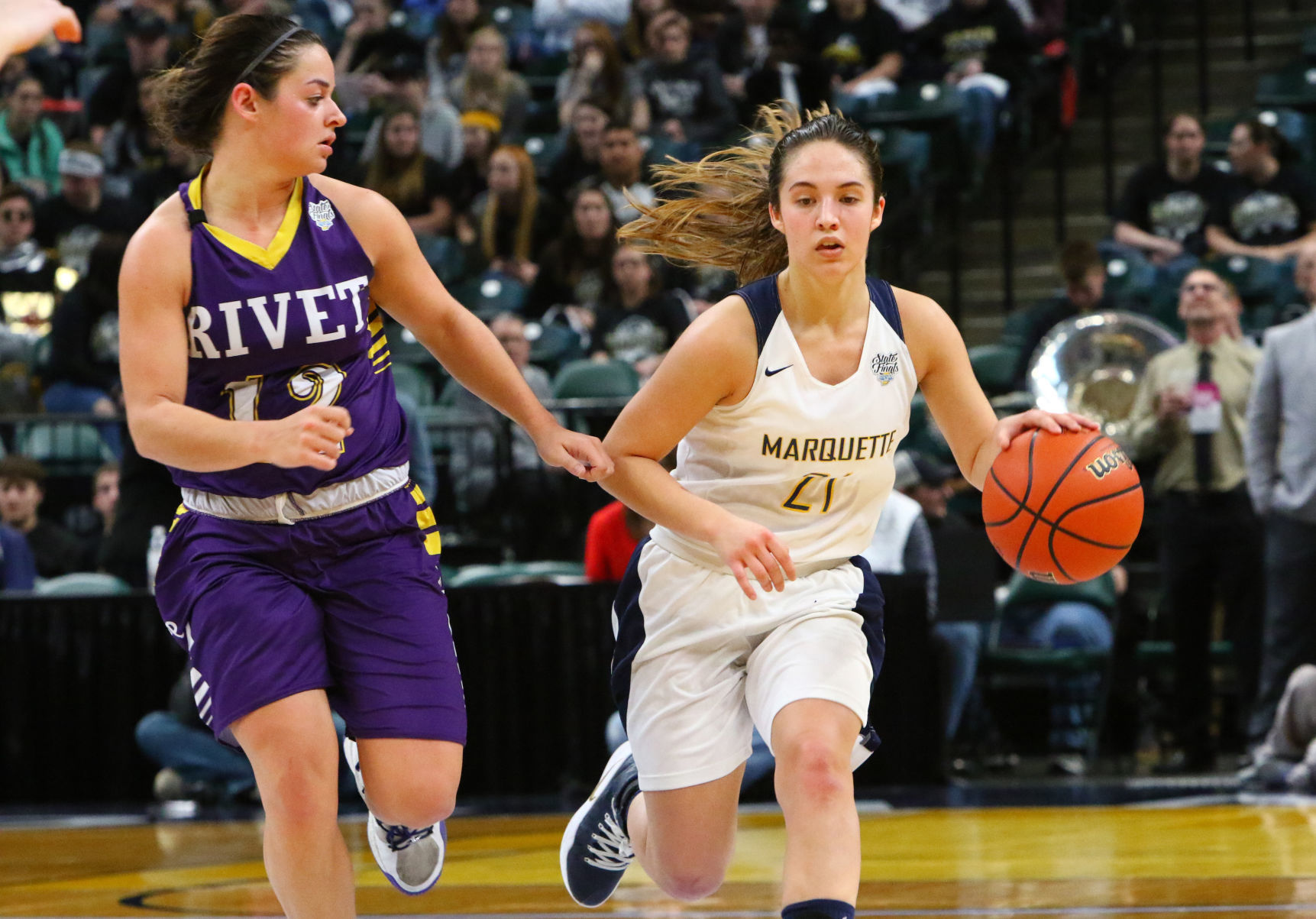Gallery: Girls Basketball State Finals: Marquette Catholic vs. Vincennes Rivet